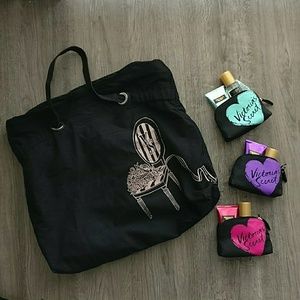 VS Weekender Bag w/ 3x Lotion & Spray Sets